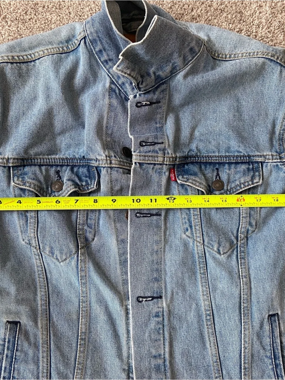 Levi's Light Wash Denim Trucker Jacket Men's Size Large Button Placket